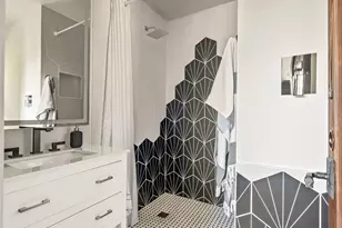 1111 W 12th St, Austin, TX 78703 - Photo 22
