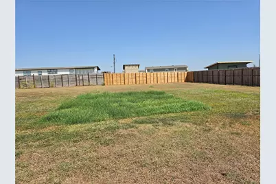 166 Brown Pelican Drive, Del Valle, TX 78617 - Photo 4