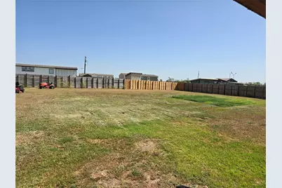 166 Brown Pelican Drive, Del Valle, TX 78617 - Photo 2