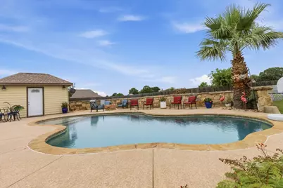 104 W Vienna Drive, Hutto, TX 78634 - Photo 30