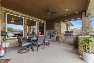 104 W Vienna Dr, Hutto, TX 78634 - Photo 24