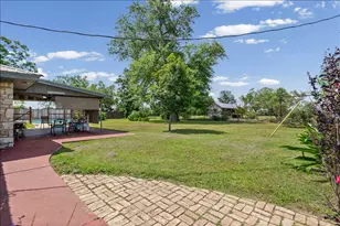 2421 Post Oak Rd, Webberville, TX 78653 - Photo 24