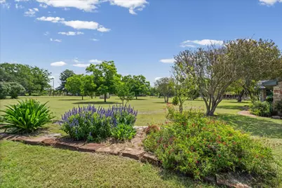 2421 Post Oak Road, Webberville, TX 78653 - Photo 4