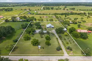 2421 Post Oak Rd, Webberville, TX 78653 - Photo 1