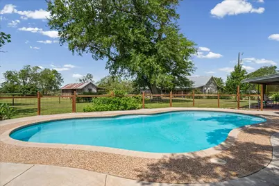 2421 Post Oak Road, Webberville, TX 78653 - Photo 26