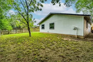 11207 Sage Hollow Dr, Austin, TX 78758 - Photo 22