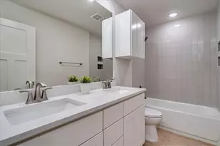 11207 Sage Hollow Dr, Austin, TX 78758 - Photo 18