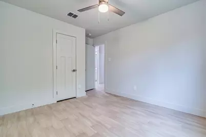 11207 Sage Hollow Drive, Austin, TX 78758 - Photo 14