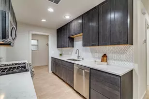 11207 Sage Hollow Dr, Austin, TX 78758 - Photo 4