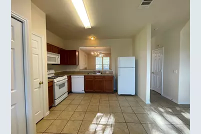 251 Utterback #B, Kyle, TX 78640 - Photo 10