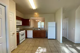 251 Utterback, Kyle, TX 78640 - Photo 10