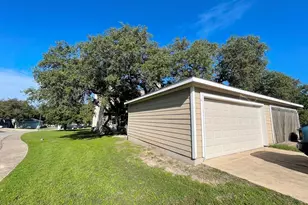 251 Utterback, Kyle, TX 78640 - Photo 28