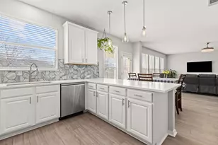 4108 Meadow Bluff Way, Round Rock, TX 78665 - Photo 12