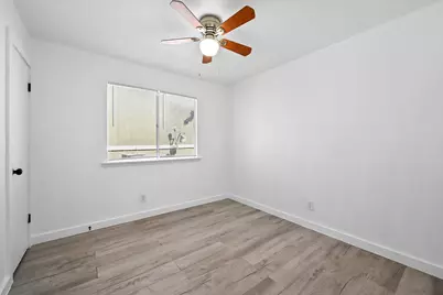 5545 Pine Place, Austin, TX 78744 - Photo 22