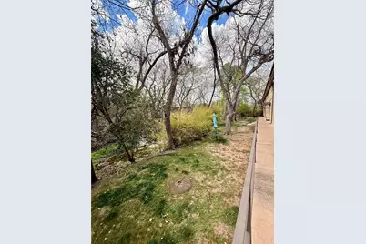 407 E 45th Street #104, Austin, TX 78751 - Photo 2