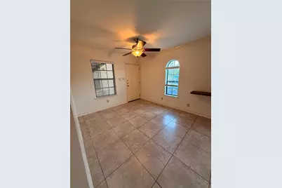 407 E 45th Street #104, Austin, TX 78751 - Photo 12