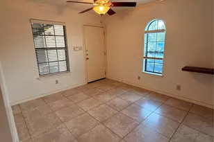 407 E 45th St, Austin, TX 78751 - Photo 12