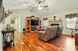 115 Saddle Horn, Burnet, TX 78611 - Photo 4