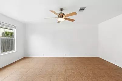 13243 Woodthorn Way, San Antonio, TX 78249 - Photo 10