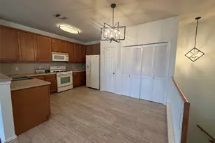 1900 Scofield Ridge Pkwy, Austin, TX 78727 - Photo 6