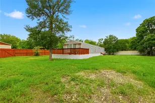 14904 Vevey Dr, Del Valle, TX 78617 - Photo 12