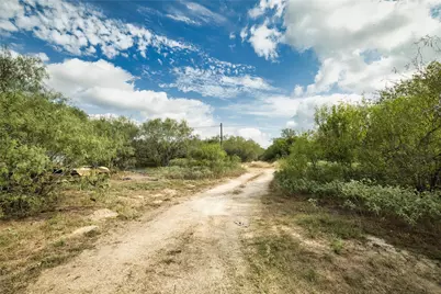 2900 Salt Flat Road, Luling, TX 78648 - Photo 14