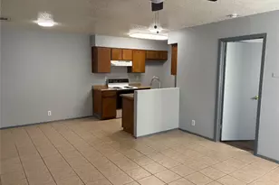 8710 Piney Point Dr, Austin, TX 78729 - Photo 2