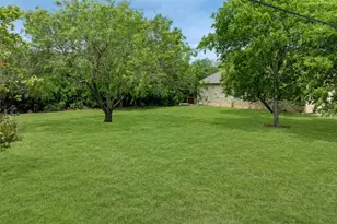 1049 River Terrace, New Braunfels, TX 78130 - Photo 8