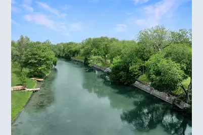 1049 River Terrace, New Braunfels, TX 78130 - Photo 4