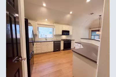 13804 Long Shadow Drive, Manor, TX 78653 - Photo 2