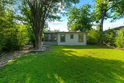 4802 Rowena Avenue, Austin, TX 78751 - Photo 32