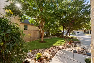 212 Great Cir Cove, Austin, TX 78717 - Photo 4