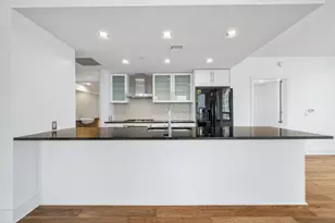 300 Bowie St, Austin, TX 78703 - Photo 6