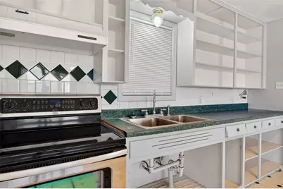 707 Brown Street, Lampasas, TX 76550 - Photo 12