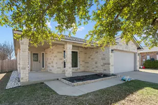 1016 Flanagan Dr, Leander, TX 78641 - Photo 4