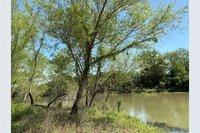 1411 Pecan Shores, Smithville, TX 78957 - Photo 22
