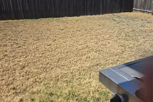 107 Gray Fox Loop, Hutto, TX 78634 - Photo 18