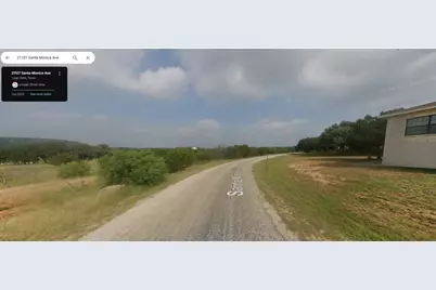 21107 Santa Monica Avenue, Lago Vista, TX 78645 - Photo 6