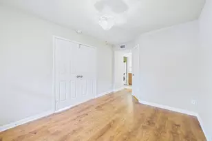 7685 Northcross Dr, Austin, TX 78757 - Photo 10