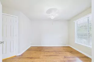 7685 Northcross Dr, Austin, TX 78757 - Photo 8