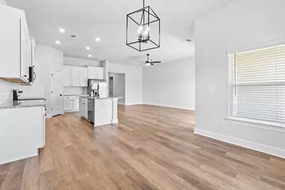 9701 Gladsome Path, Manor, TX 78653 - Photo 6