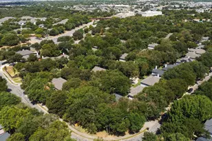 1926 Creek Crest Way, Round Rock, TX 78664 - Photo 36