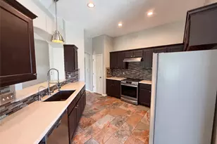 116 San Jacinto, Hutto, TX 78634 - Photo 8