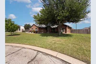 116 San Jacinto, Hutto, TX 78634 - Photo 18
