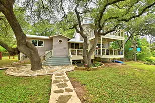 2802 De Soto Dr, Austin, TX 78733 - Photo 2
