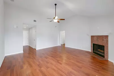 214 Crystal Knoll Boulevard, Georgetown, TX 78626 - Photo 6