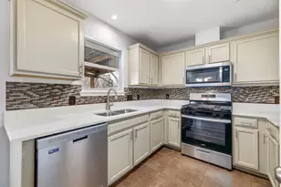 214 Crystal Knoll Blvd, Georgetown, TX 78626 - Photo 8
