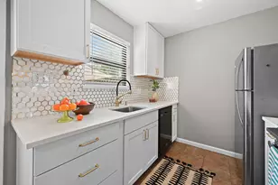 8400 Jamestown Dr, Austin, TX 78758 - Photo 4