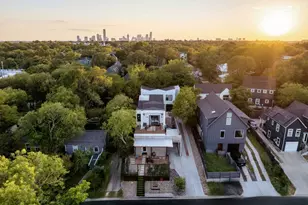 1206 Luna St, Austin, TX 78721 - Photo 2