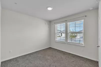 13800 Dismuke Drive, Manor, TX 78653 - Photo 8